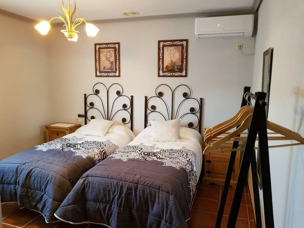 El Enganche Bed & Breakfast Cordoba 0*,  Spain